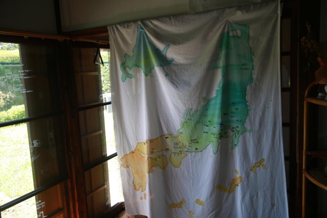 Guest House Yukari Tsuru Екстериор снимка